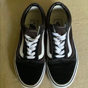 Vans Old Skool Black and White Sneakers